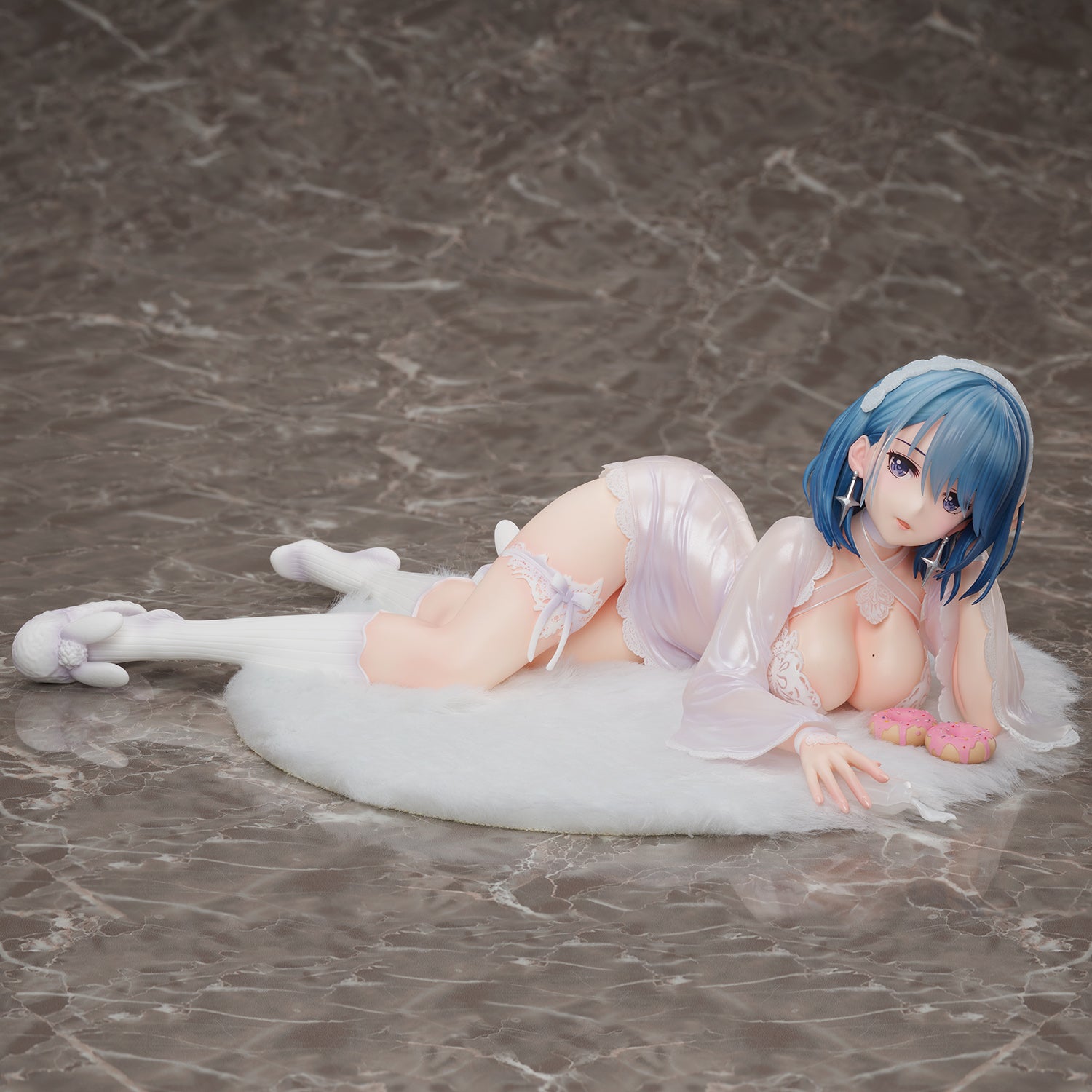 B-style "Azur Lane" Chapayev White Cavalier's Respite 1/4 Scale Figure - Glacier Hobbies - FREEing