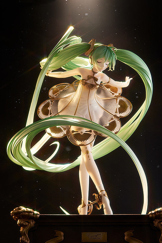 [PREORDER] Hatsune Miku Symphony: 5th Anniversary Ver. 1/7 Scale Figure - Glacier Hobbies - Good Smile Company