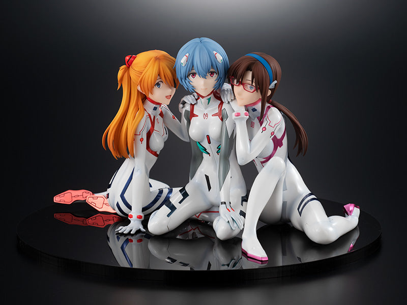 [PREORDER] Asuka/Rei/Mari: Newtype Cover ver.- 1/8 Scale Figure - Glacier Hobbies - Kadokawa