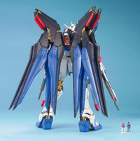 MG 1/100 Strike Freedom Gundam - Master Grade Mobile Suit Gundam SEED Destiny | Glacier Hobbies