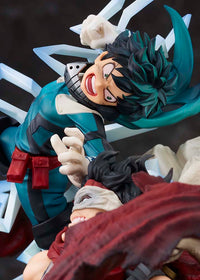 [PREORDER] MY HERO ACADEMIA Figure Izuku Midoriya vs. Stain Non-Scale Figure - Glacier Hobbies - TAKARA TOMY