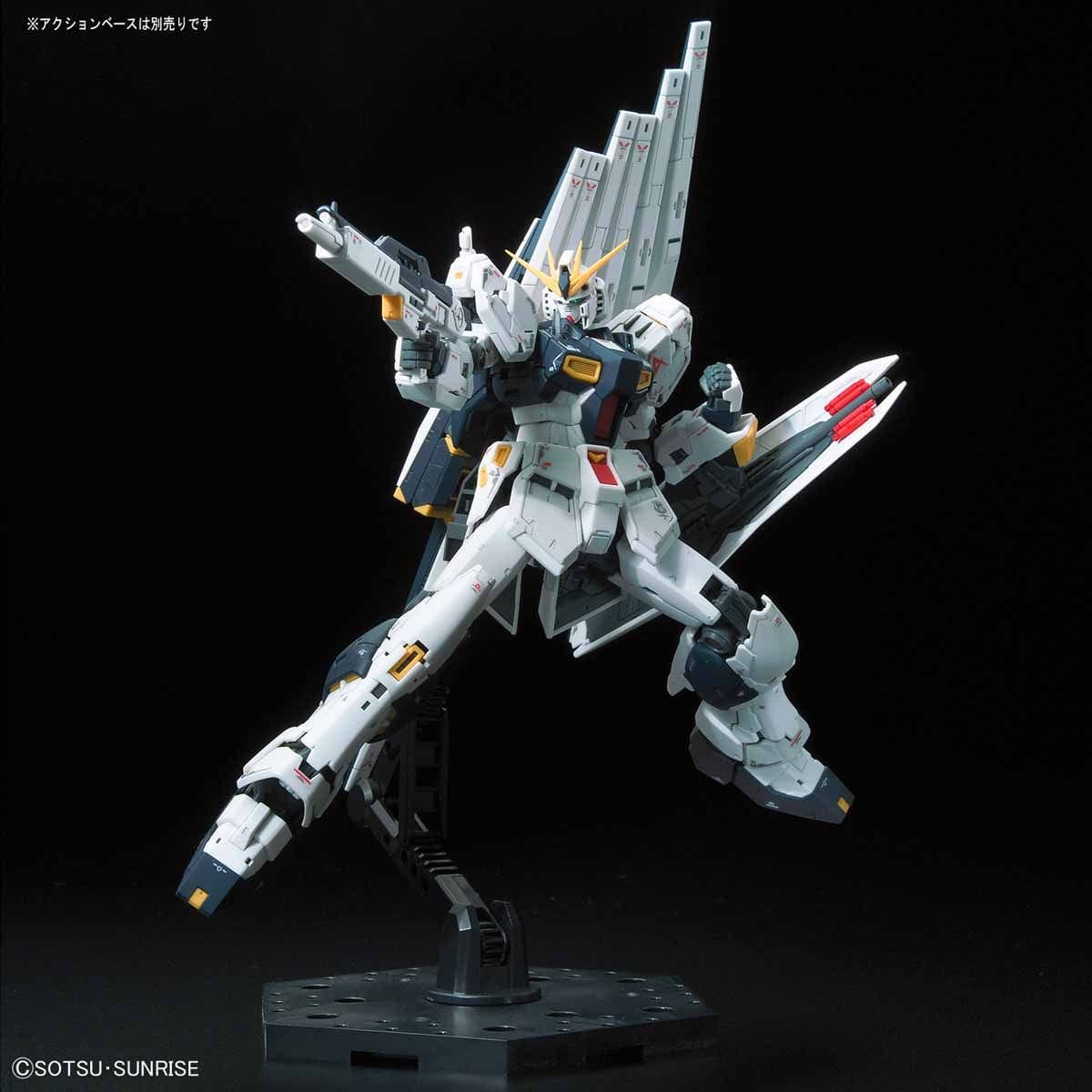 RG 1/144 Nu Gundam - Bandai - Glacier Hobbies