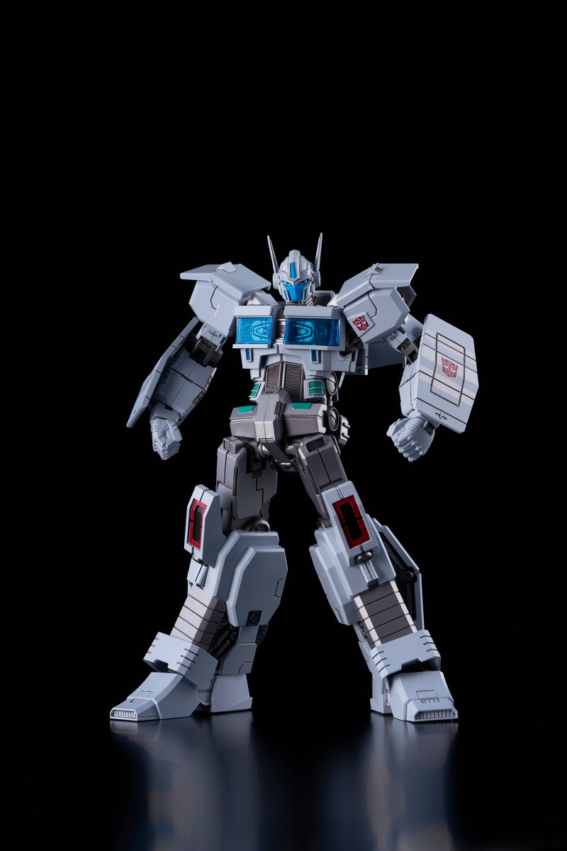 Ultra Magnus IDW Furai Model - Glacier Hobbies - Flame Toys