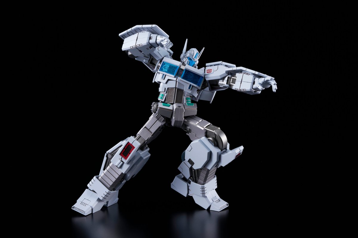 Ultra Magnus IDW Furai Model - Glacier Hobbies - Flame Toys